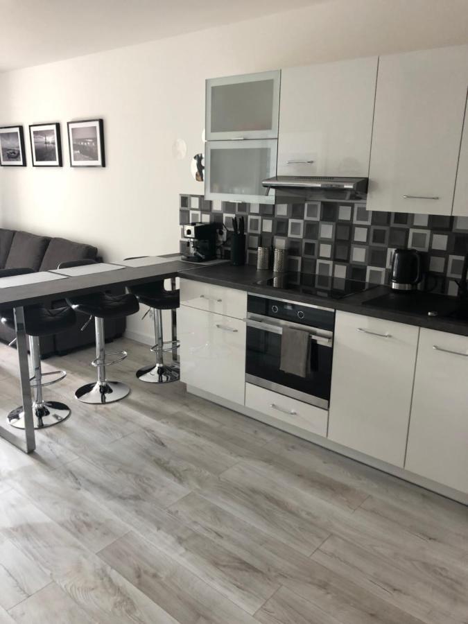 Apartament Kinga Kolobrzeg Exterior photo